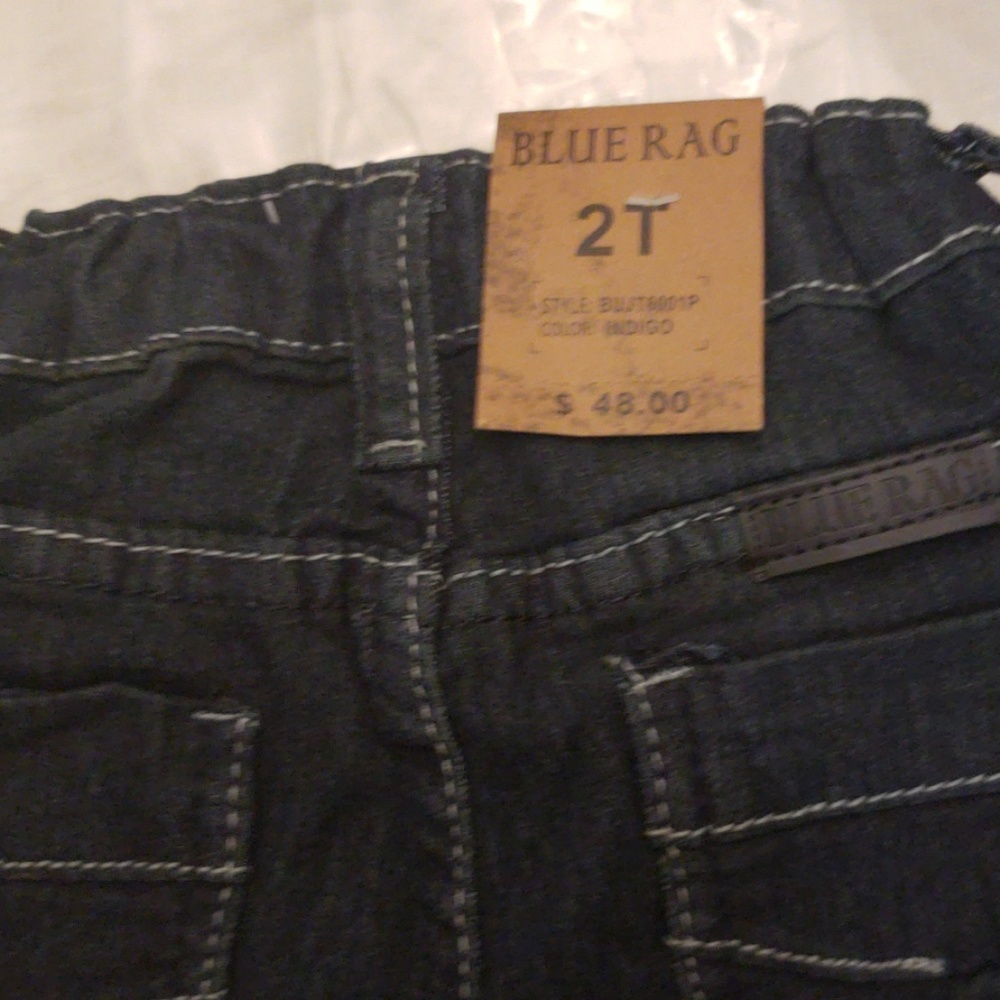 Jeans - Picture 2 of 3